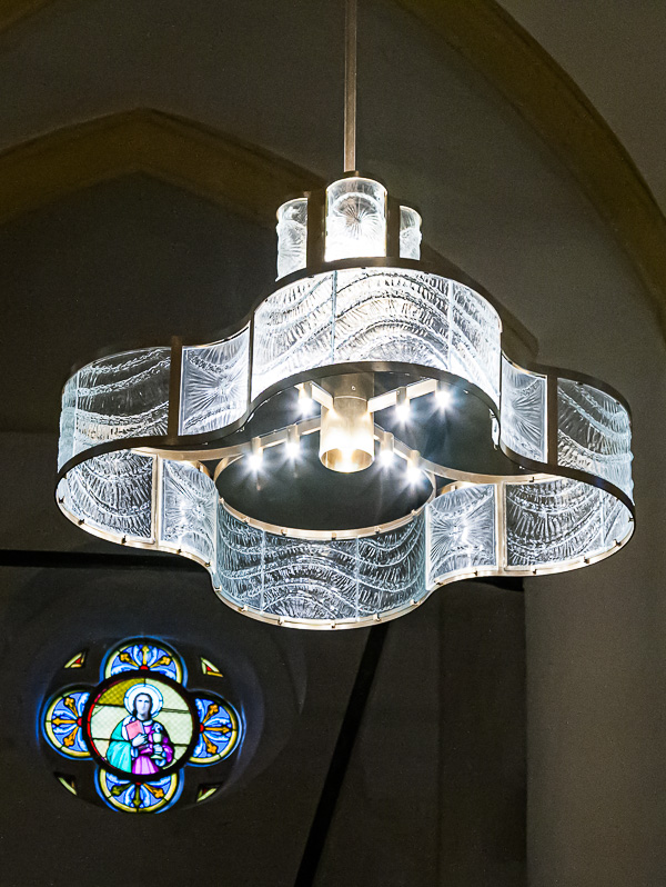 Lustres de l’église Notre-Dame de l’Assomption de Stains, par Natacha MONDON & Eric PIERRE - Lustre seul